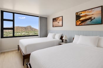 Premier Room, Kitchen, Mountain View (1 Bedroom)