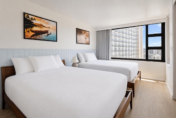 Premier Room, Kitchen, Partial Ocean View (1 Bedroom)