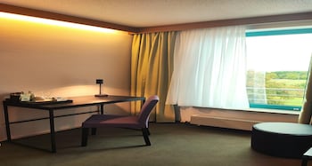 Classic Room, 1 King Bed