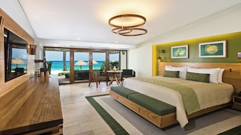 Premium Room, 1 King Bed (Reef View with Beach Access)