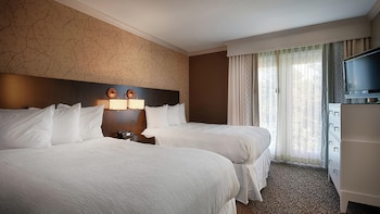 Room, 2 Double Beds, Accessible, Microwave (Mobility & Hearing, Roll-in Shower)
