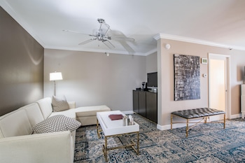 Room, 2 Double Beds, Accessible, Microwave (Mobility & Hearing, Roll-in Shower)
