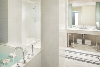 Royal Vista Suite