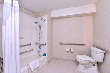 Standard Room, 1 King Bed, Accessible (Comm, Access Tub)