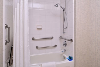 Standard Room, 1 King Bed, Accessible (Comm, Access Tub)