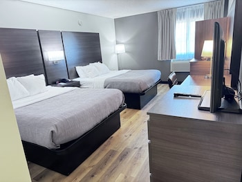 2 Queen Beds, Accessible, Microwave, Refrigerator, Tub, Non Smoking.