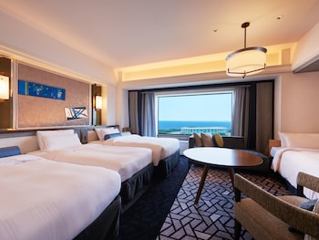 Superior Quadruple Room, Non Smoking, Corner