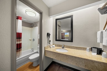 Deluxe Room, 1 King Bed, Non Smoking
