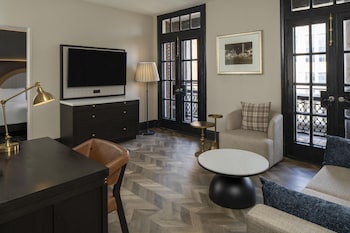 Suite, 1 Bedroom, Balcony