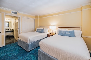 Executive Suite, 1 Bedroom, 2 Double Beds