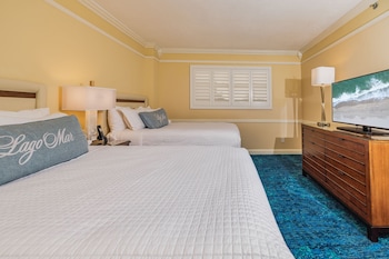 Executive Suite, 1 Bedroom, 2 Double Beds