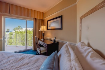Standard Room, 2 Queen Beds, Balcony