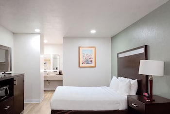 Room, 1 Queen Bed, Non Smoking