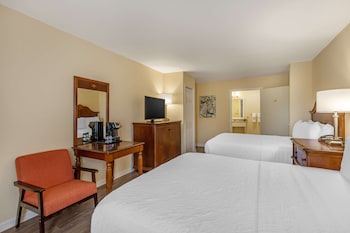 Standard Room, 2 Queen Beds, Accessible, Non Smoking