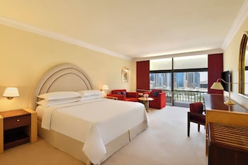 Deluxe Room, 1 King Bed, Smoking, Balcony (View)