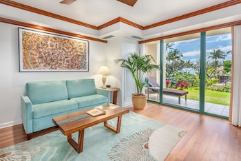 Suite, 1 Bedroom, Poolside (Pool Suite)