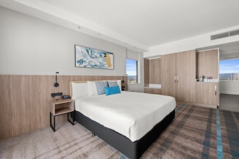 Premium Room, 1 King Bed, Ocean View