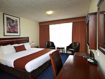 Standard Room, 1 Queen Bed