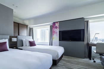 Standard Room, Multiple Beds (High Floor)