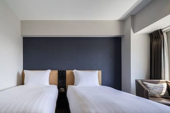 Standard Room, 2 Twin Beds (Up to 3 Persons)