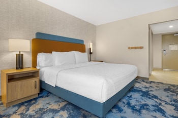 Room, 1 King Bed, Accessible (Mobility and Hearing)