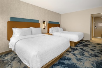 Room, 2 Double Beds, Microwave