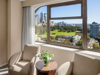 Deluxe Room, 1 King Bed, Harbor View