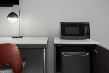 Room, 2 Queen Beds, Hearing Accessible