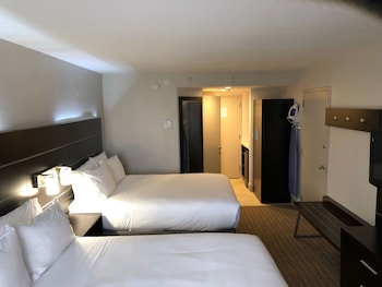 Standard Room, 2 Queen Beds