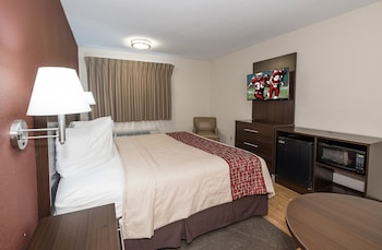 Superior Room, 1 King Bed, Non Smoking (First Floor)