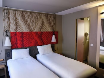 Standard Room, 2 Twin Beds