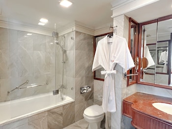 Junior Terrace Suite