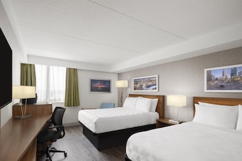 Standard Room, 2 Queen Beds, Non Smoking (Walk-in Shower;Pet Friendly)