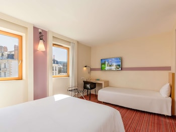 Standard Room, Multiple Beds