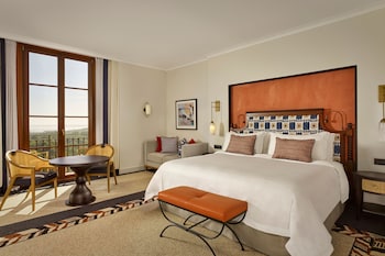 Grand Room, 1 King Bed, Balcony, Bay View (Balcony)