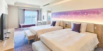 Deluxe Suite with Lounge Access, Non Smoking, 11-12 Floor