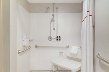Deluxe Room, 1 King Bed, Accessible (Roll-In Shower, Smoke Free)