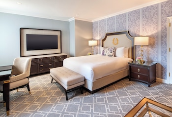Junior Suite, 1 King Bed (Washington Monument View)