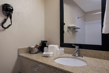 Suite, 1 King Bed, Non Smoking, Jetted Tub