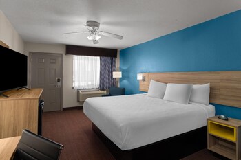 Room, 1 King Bed, Non Smoking