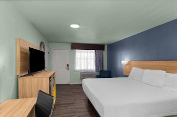 Room, 1 King Bed, Non Smoking