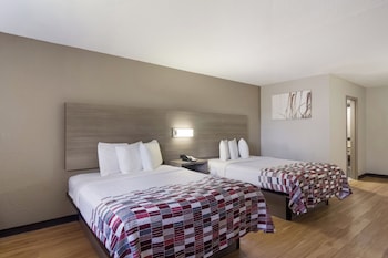Deluxe Room, 2 Queen Beds, Accessible, Non Smoking (Roll-In Shower)