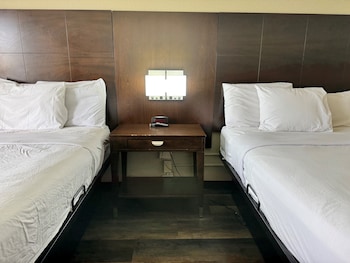 Suite, 2 Double Beds, Non Smoking