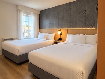 Deluxe Room, 2 Double Beds
