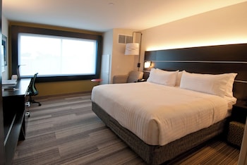 Standard Room, 1 King Bed, Accessible (Comm Access)