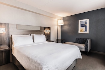 Standard Room, 1 Queen Bed, Corner