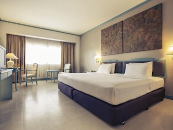 Superior Room, 1 King Bed