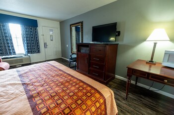 Standard Room, 1 King Bed, Smoking