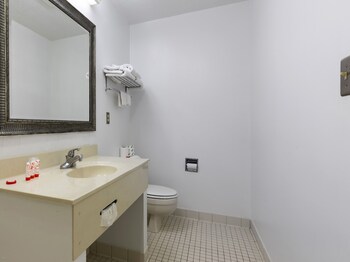 Premium Room, 2 Queen Beds, Non Smoking