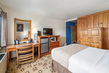 Standard Room, 1 Queen Bed